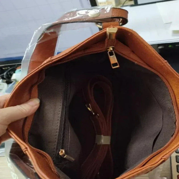The Timeless Elegance of Georgia | Vintage Crossbody Bag