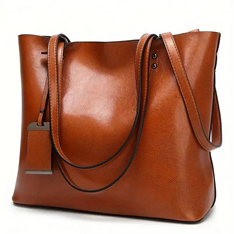 Elegant and Versatile Leather Bag