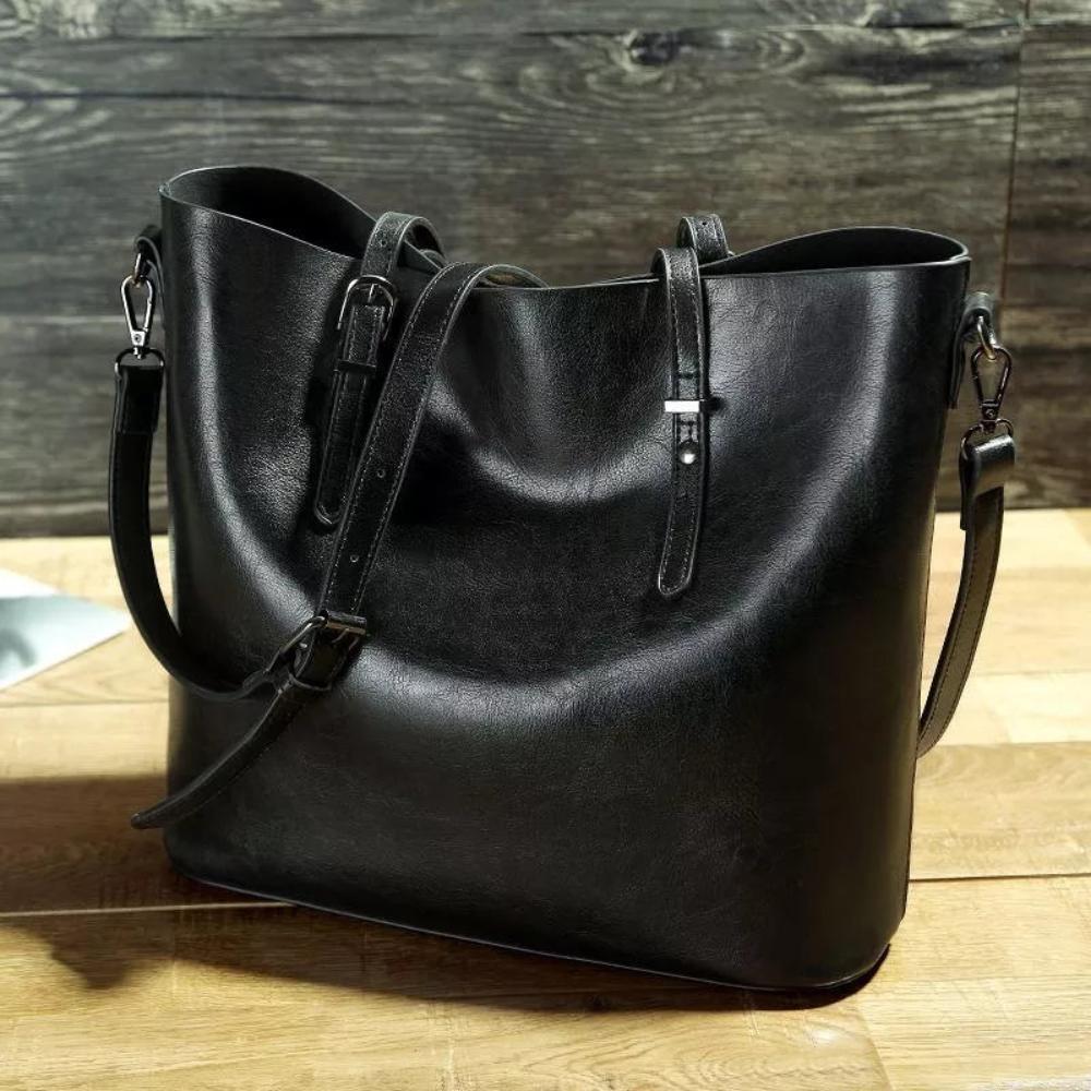 Nicole's Favorite: Vintage Crossbody Bag